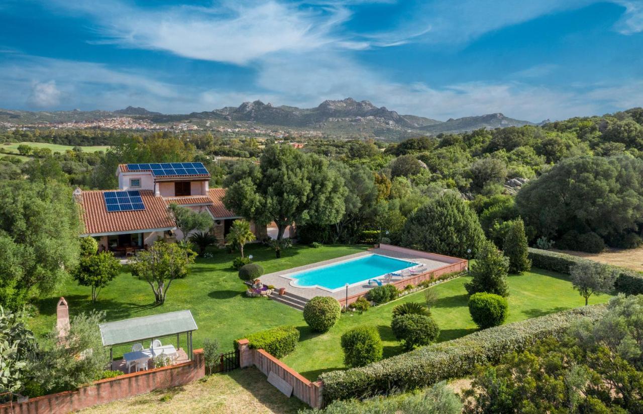 Sardinia Family Villas - Villa Adina With Private Pool In Арцакена Экстерьер фото