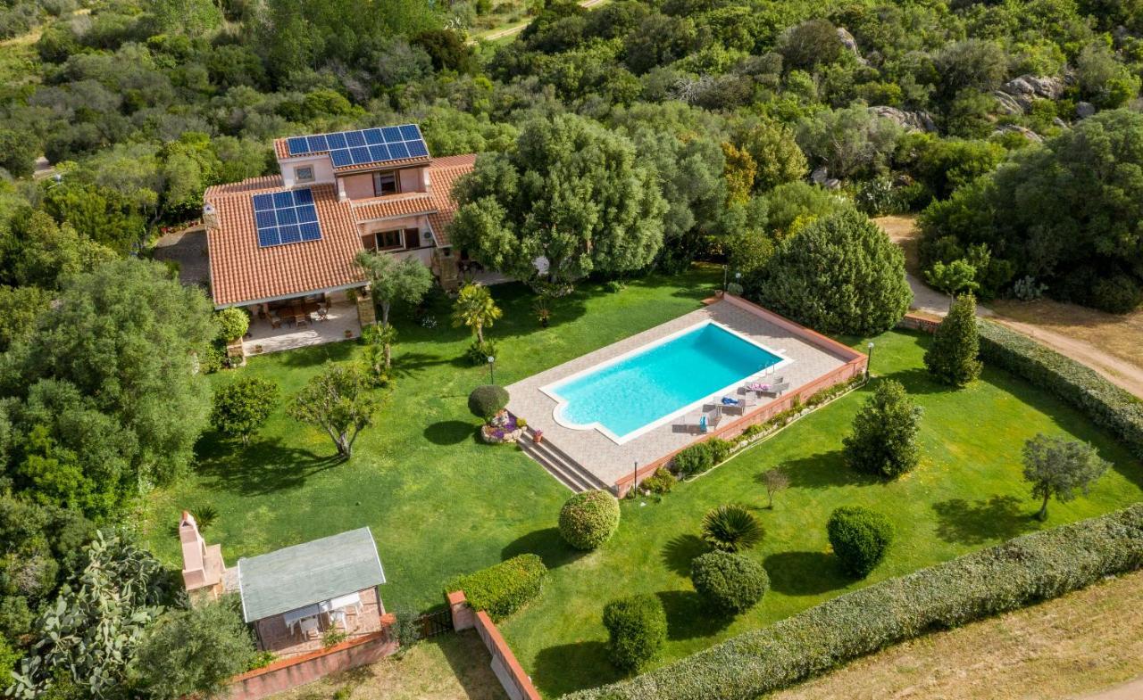 Sardinia Family Villas - Villa Adina With Private Pool In Арцакена Экстерьер фото