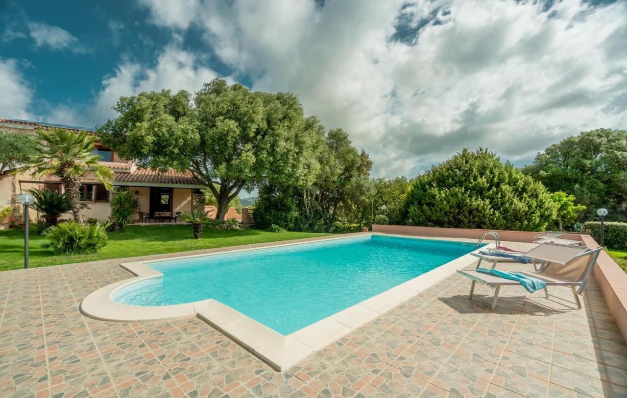 Sardinia Family Villas - Villa Adina With Private Pool In Арцакена Экстерьер фото